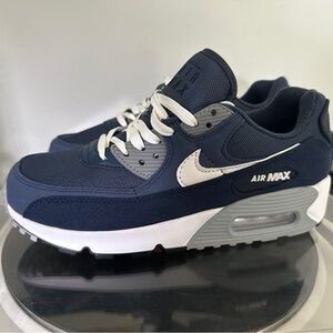 Brand new Nike Air Max 90, size 7.5.